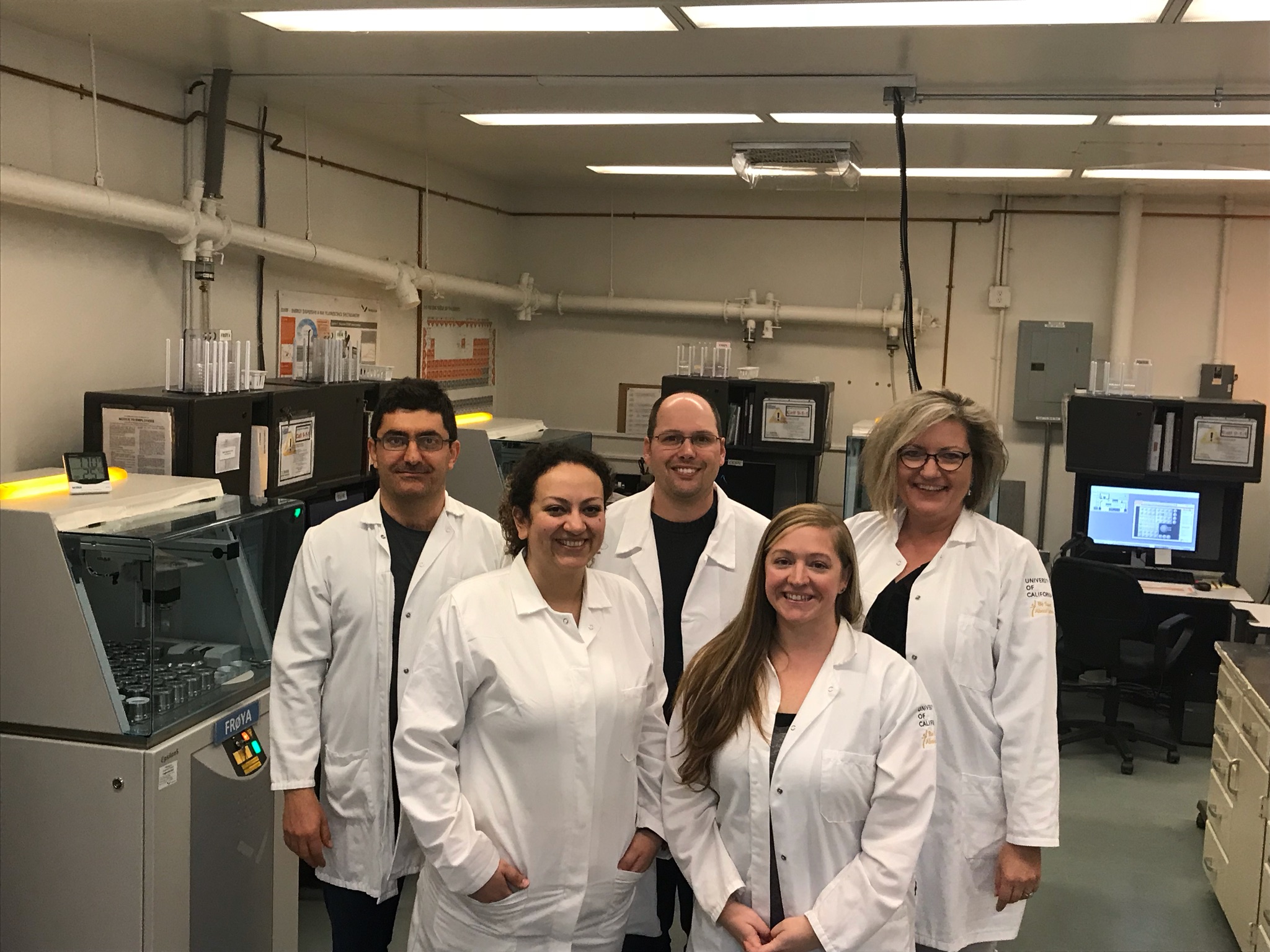 Photo of Faculty in Lab